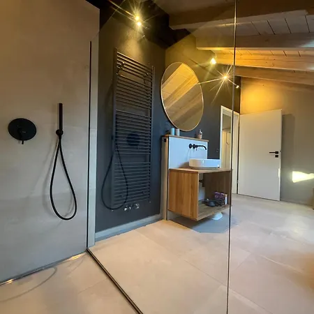 Alpenblick Nahe Muenchen Mit Outdoor Whirlpool - 21 Min Von Muenchen Mit Apartmán *