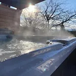 公寓 Alpenblick Nahe Muenchen Mit Outdoor Whirlpool - 21 Min Von Muenchen Mit Assling