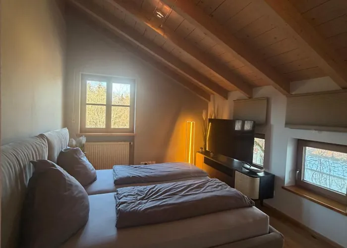 Alpenblick Nahe Muenchen Mit Outdoor Whirlpool - 21 Min Von Muenchen Mit Appartement