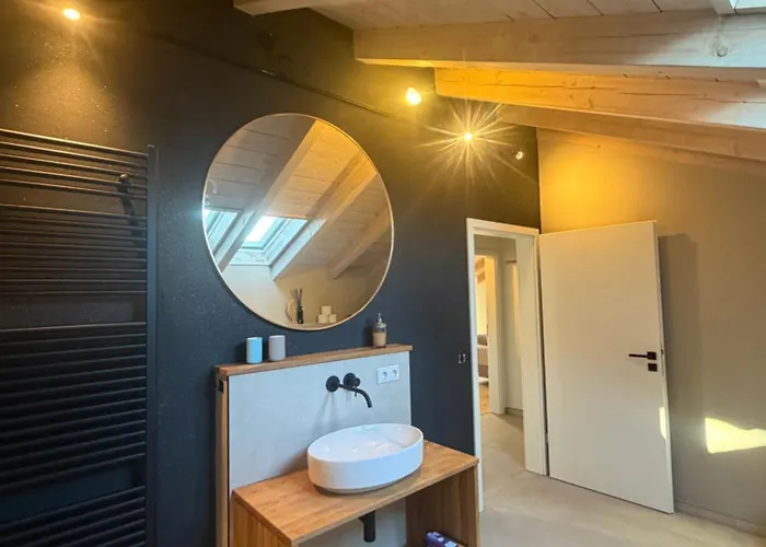 Appartement Alpenblick Nahe Muenchen Mit Outdoor Whirlpool - 21 Min Von Muenchen Mit *